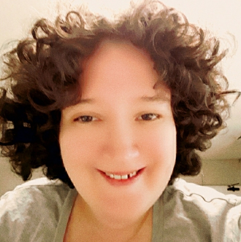 Meet your Posher, Laurie